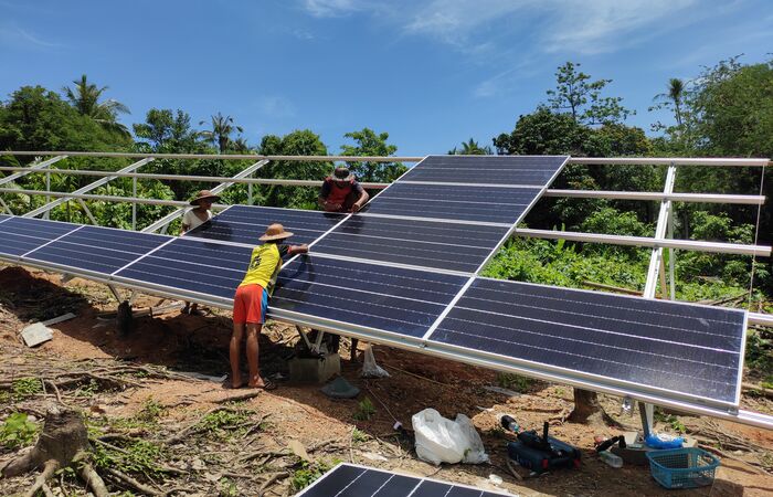 La energía fotovoltaica puede cambiar favorablemente el ambiente de todo un ecosistema