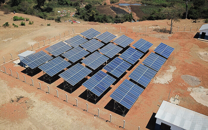 Performance Panel System Installation Nyarugusu Refugee Camp